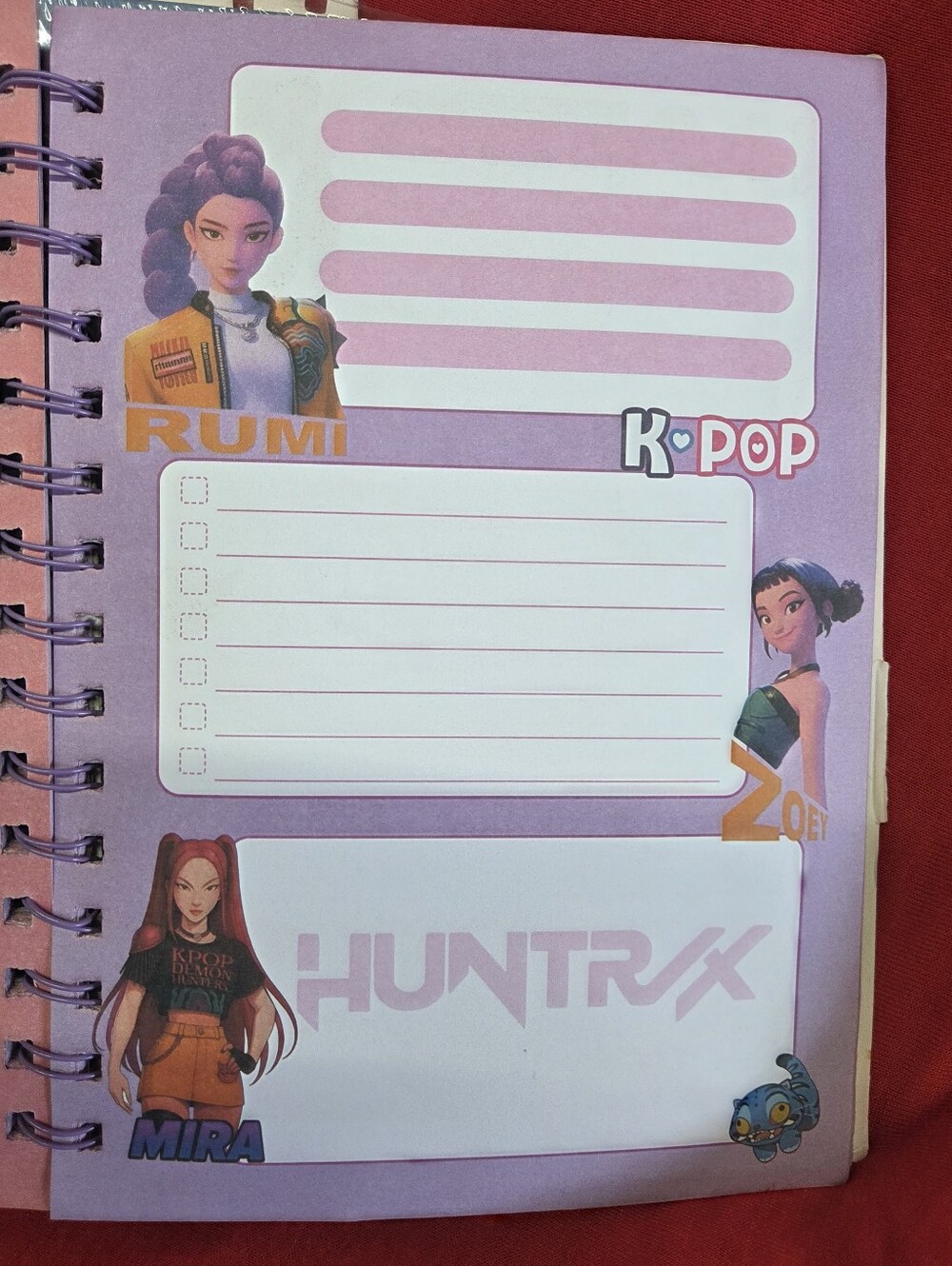 Huntrix Notebook - Picture 5 of 6